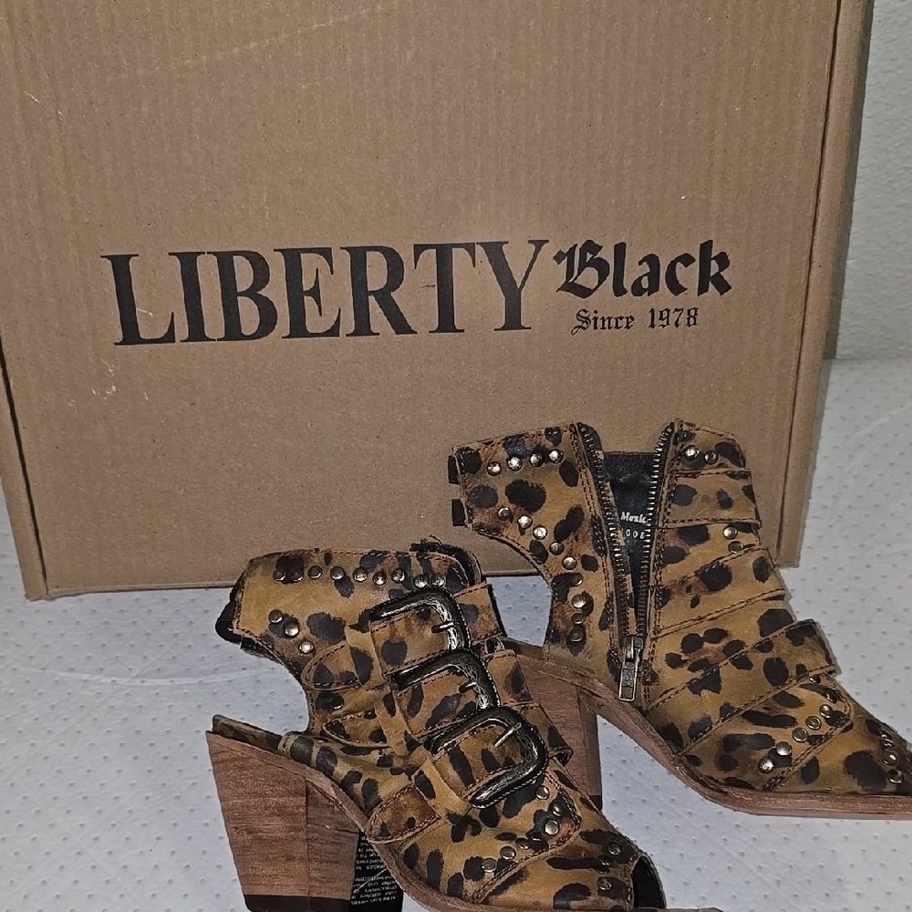 Liberty Black Women's Leopard Print Heeled Boots